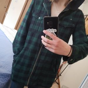 Black and green zip up flannel